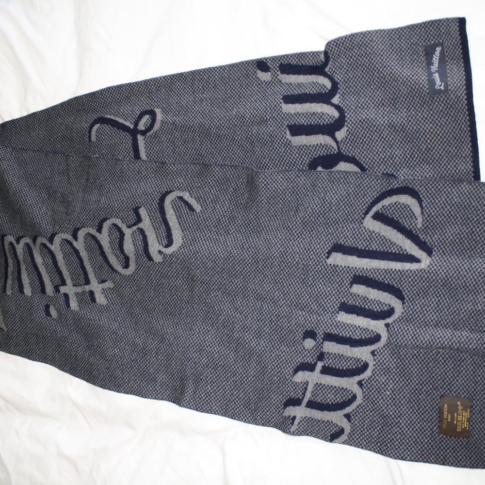 Louis Vuitton Wool Handwriting Scarf